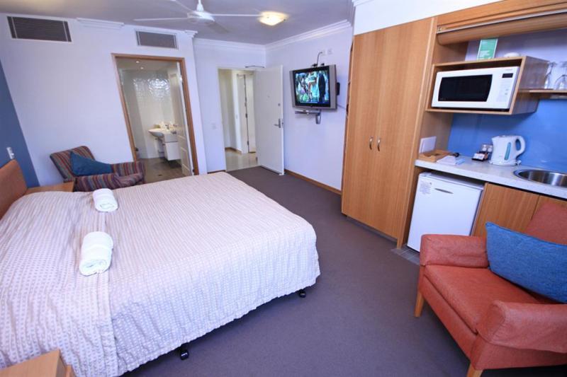 Aparthotel Coolum Seaside 4*